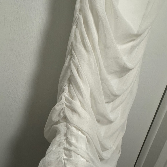 Princess Polly Charvi White Mini Dress with Puff Sleeves Size 10 - Picture 7 of 8